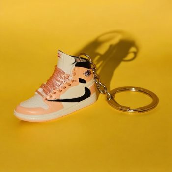   AIR JORDAN 1 MID x TRAVIS SCOTT "CUSTOM BEIGE" KULCSTARTÓ