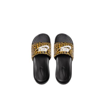 NIKE VICTORI ONE SLIDE PRINT PAPUCS