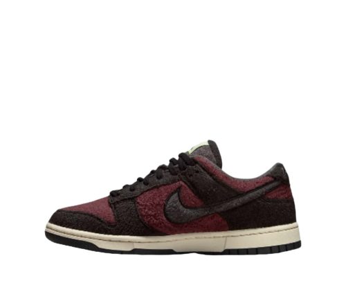 Nike Dunk LOW SE "Fleece Pack Burgundy Crush"