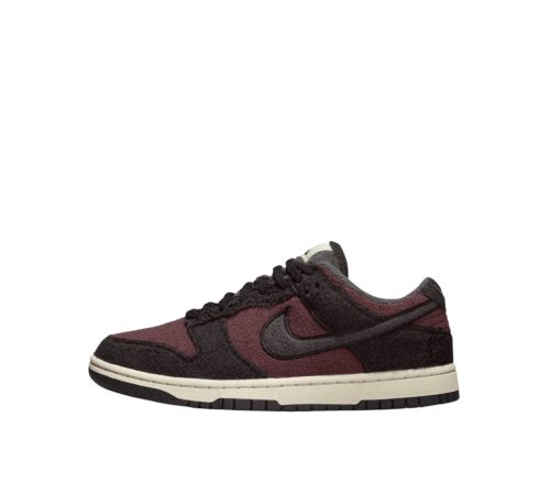 Nike Dunk Low SE Fleece Burgundy Crush